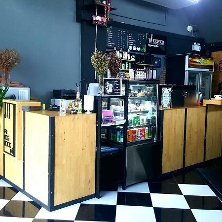 The Logbook Room And Cafe' Chonburi Exterior foto