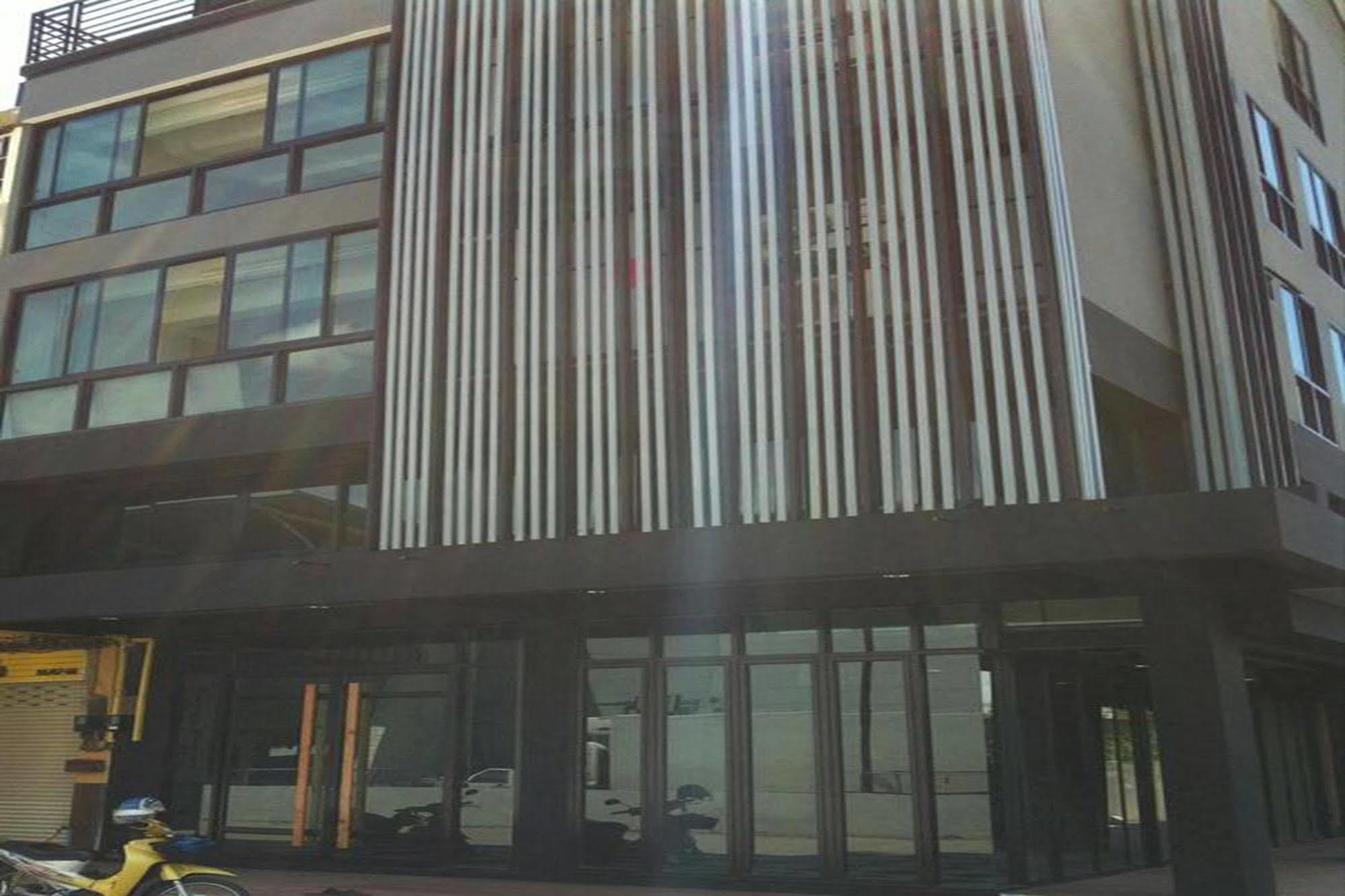 The Logbook Room And Cafe' Chonburi Exterior foto