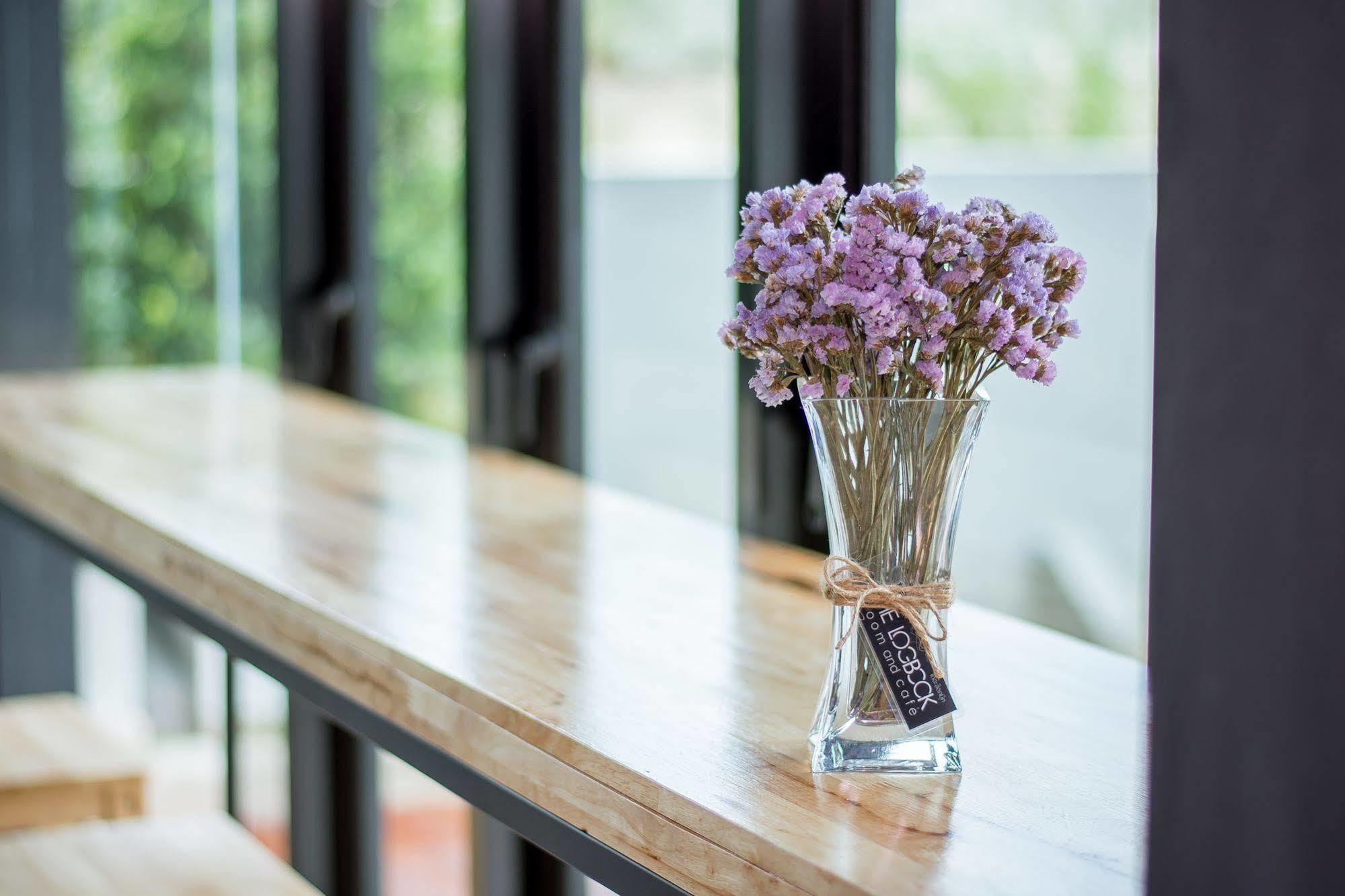The Logbook Room And Cafe' Chonburi Exterior foto